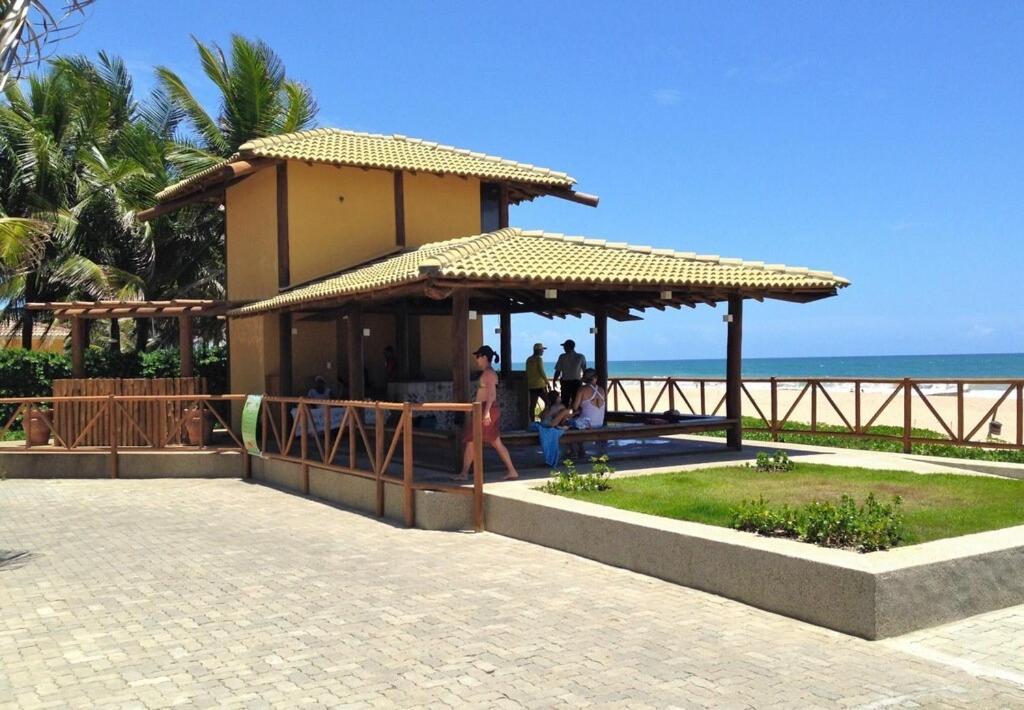 Casa De Praia Em Interlagos - 4 Suites A Poucos Metros Do Mar Camaçari エクステリア 写真