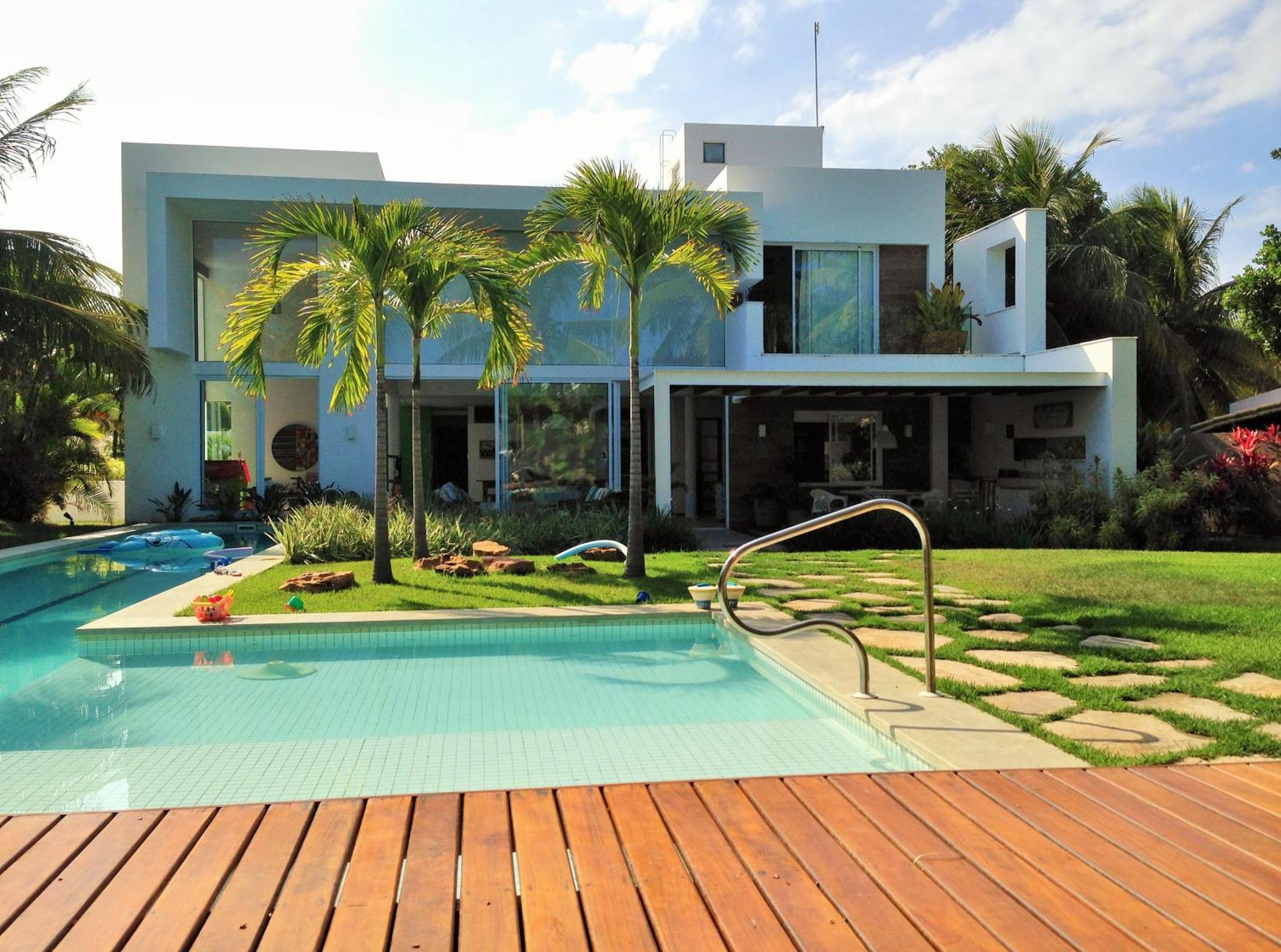 Casa De Praia Em Interlagos - 4 Suites A Poucos Metros Do Mar Camaçari エクステリア 写真